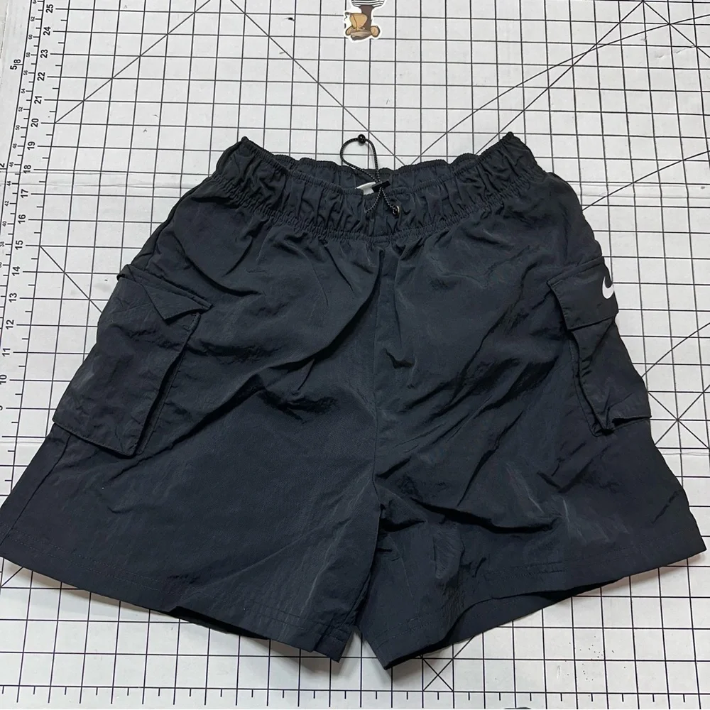 Nike sz small athletic shorts A41